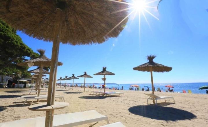 Vila Lydia Cambrils Luaran gambar