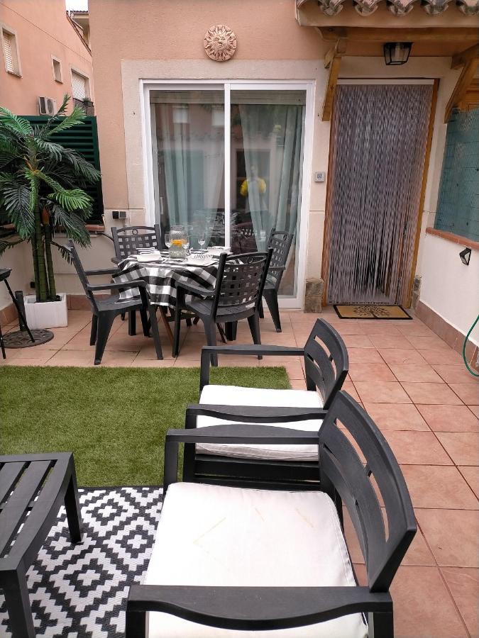 Vila Lydia Cambrils Luaran gambar