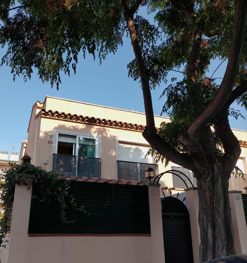 Vila Lydia Cambrils Luaran gambar